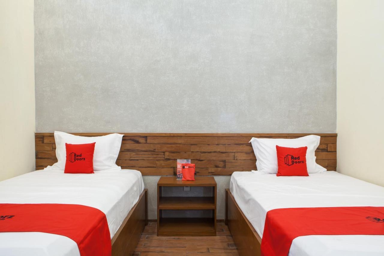 Reddoorz Near Baluran National Park Hotell Pandean Exteriör bild